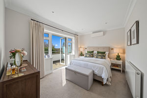 Photo 33- click for photo gallery